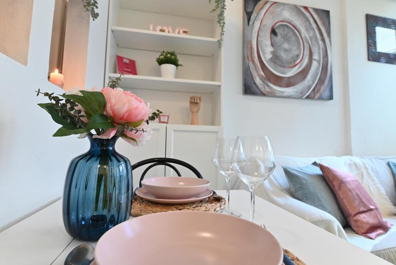 Izzhome City Love กาญารี ภายนอก รูปภาพ